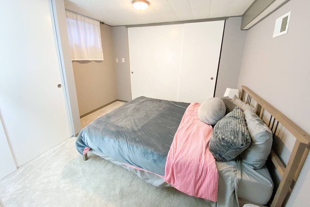 Photo of Bedroom in Dam East - West
