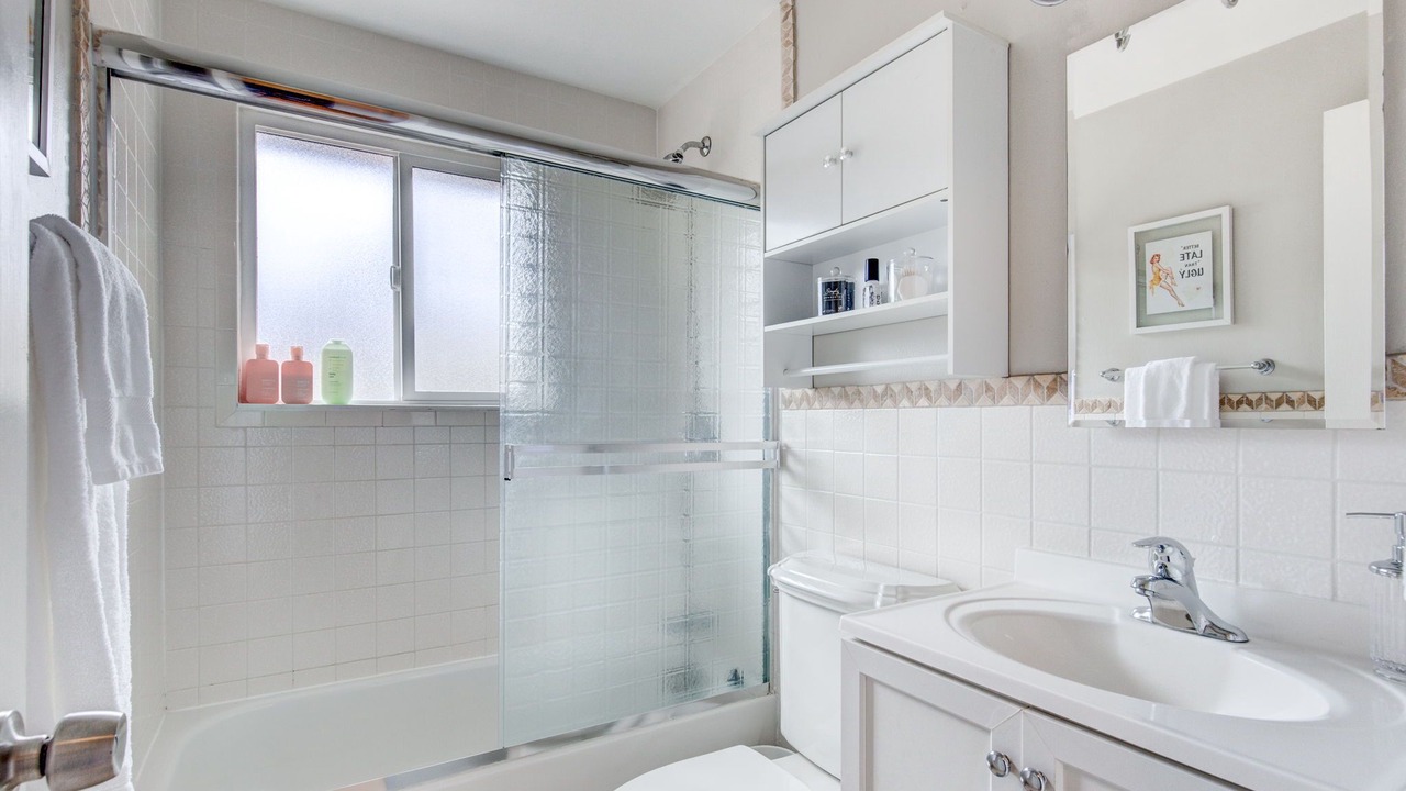 Photo of Bathroom in Allendale Area