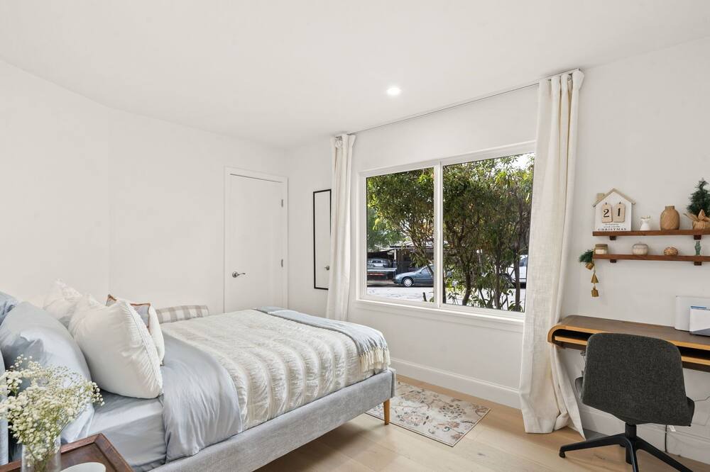 Photo of Bedroom in Noble