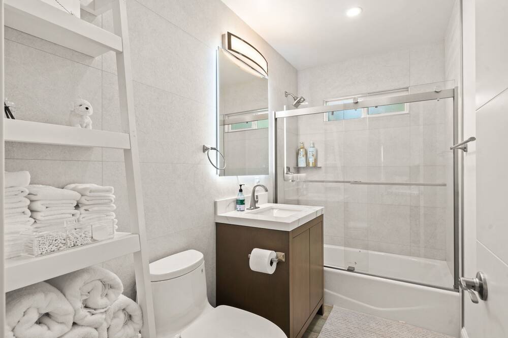 Photo of Bathroom in Noble