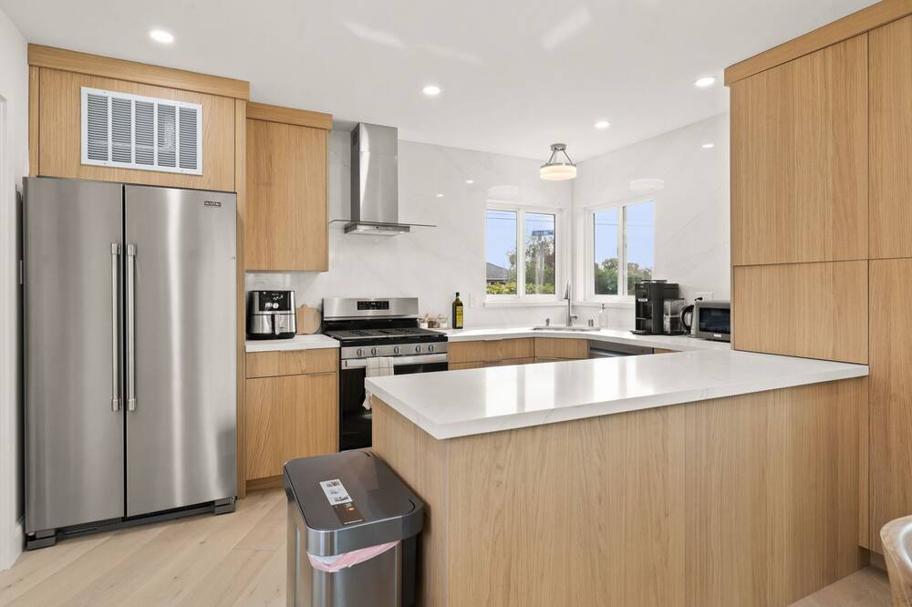 Photo of Kitchen in Noble