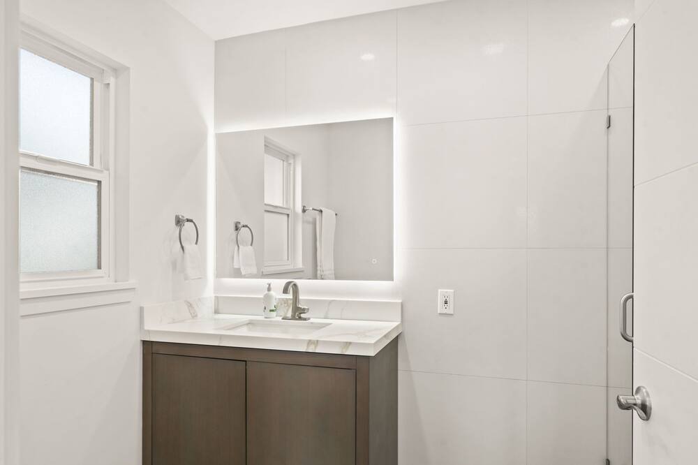 Photo of Bathroom in Noble