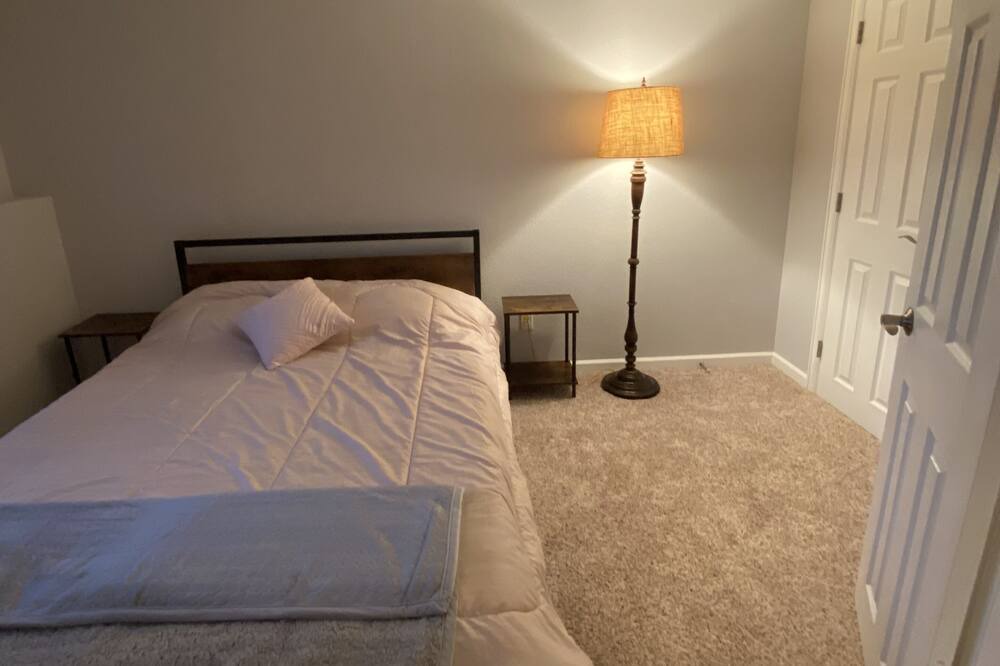 Photo of Bedroom in Parkborough