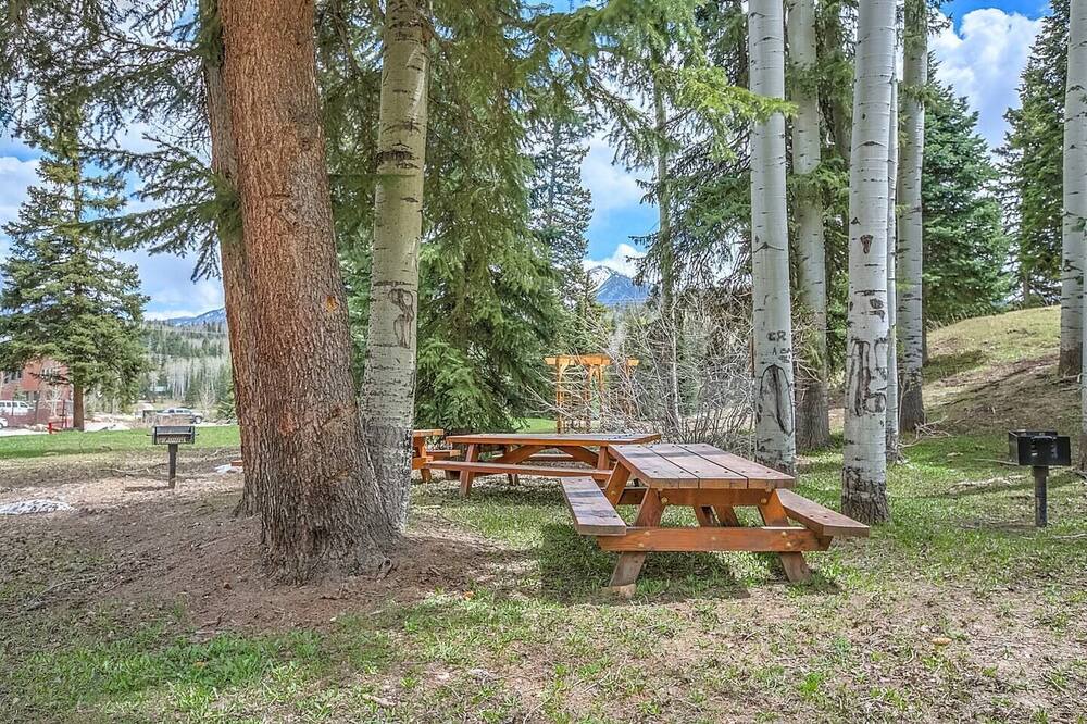 Photo of Outdoor in Columbine Lake