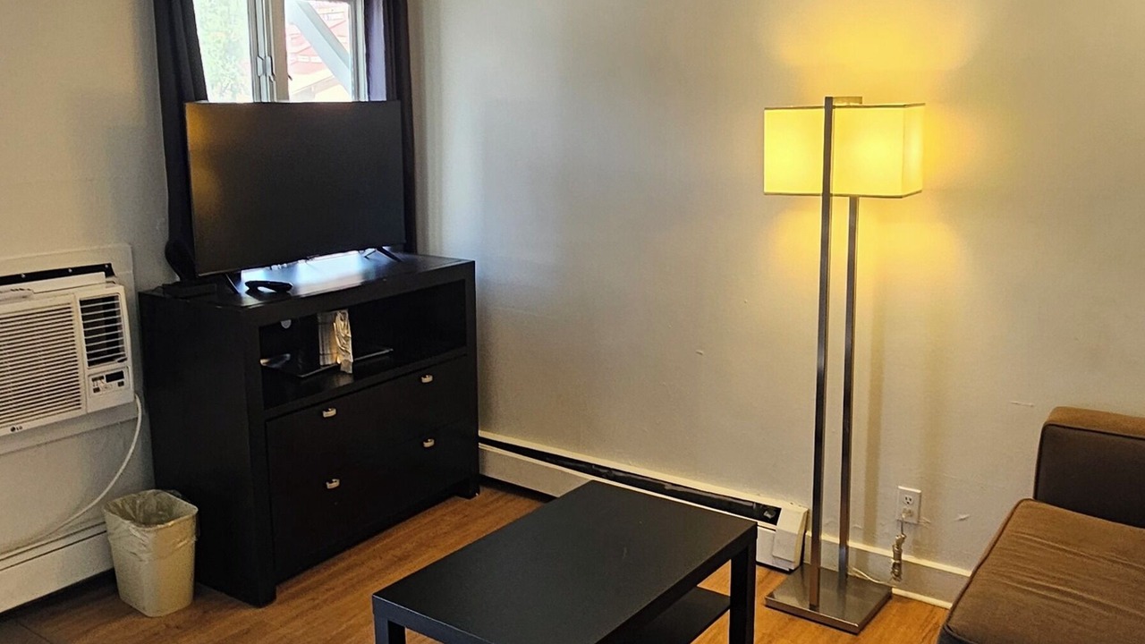 Photo of Bedroom in Idaho Springs