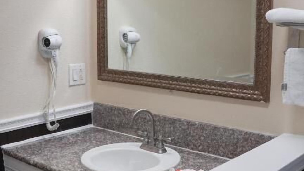 Photo of Bathroom in Sherman Oaks