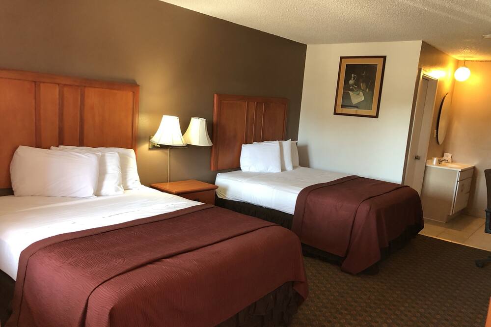 Photo of Bedroom in Tonopah