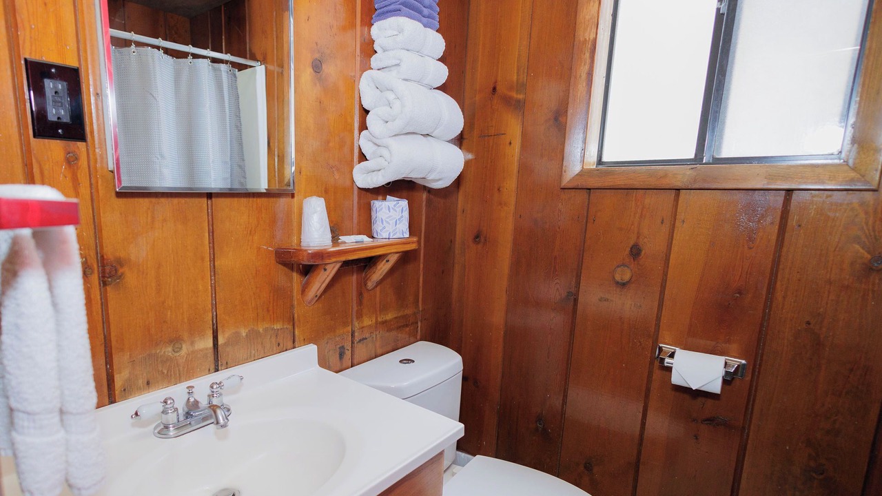 Photo of Bathroom in Lower Arapahoe