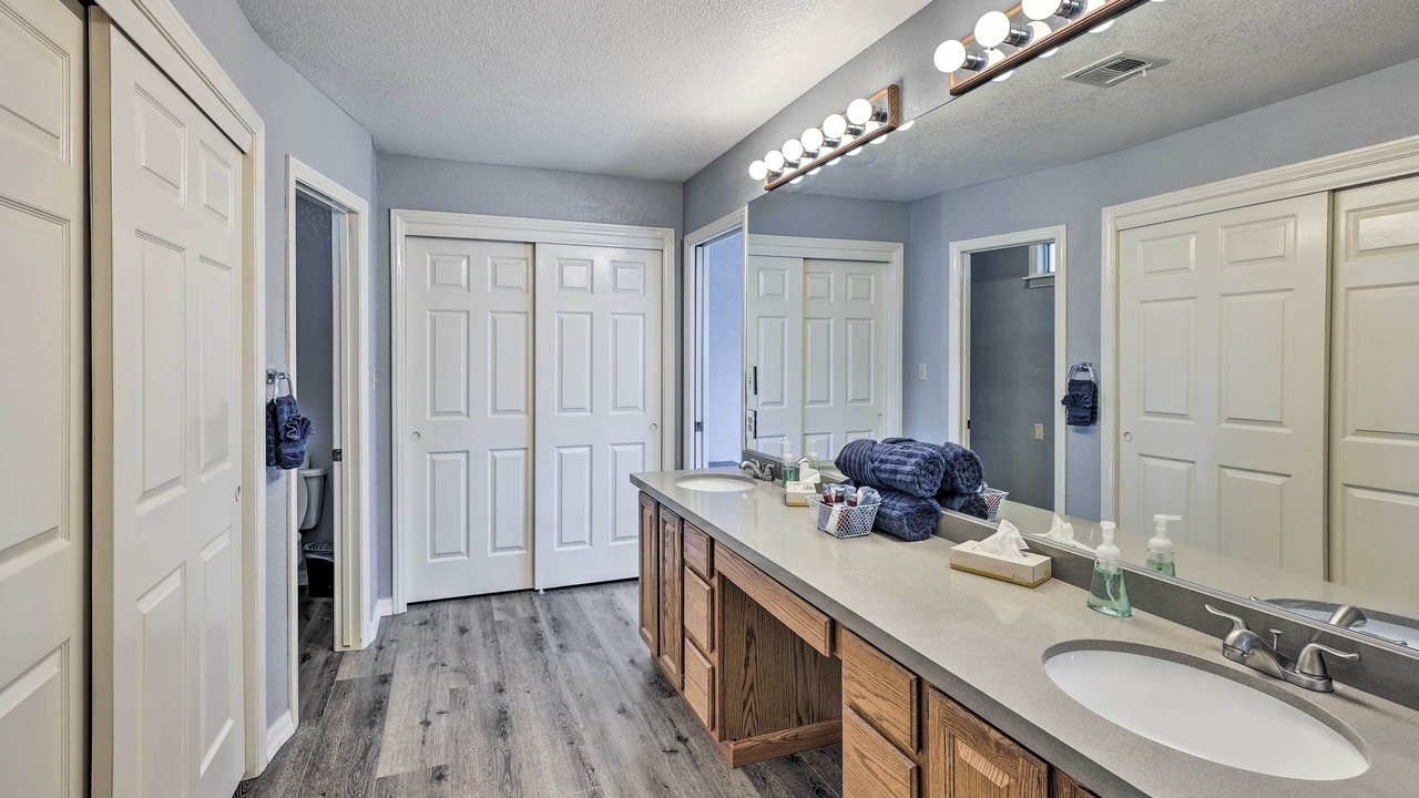 Photo of Bathroom in Bullhead City