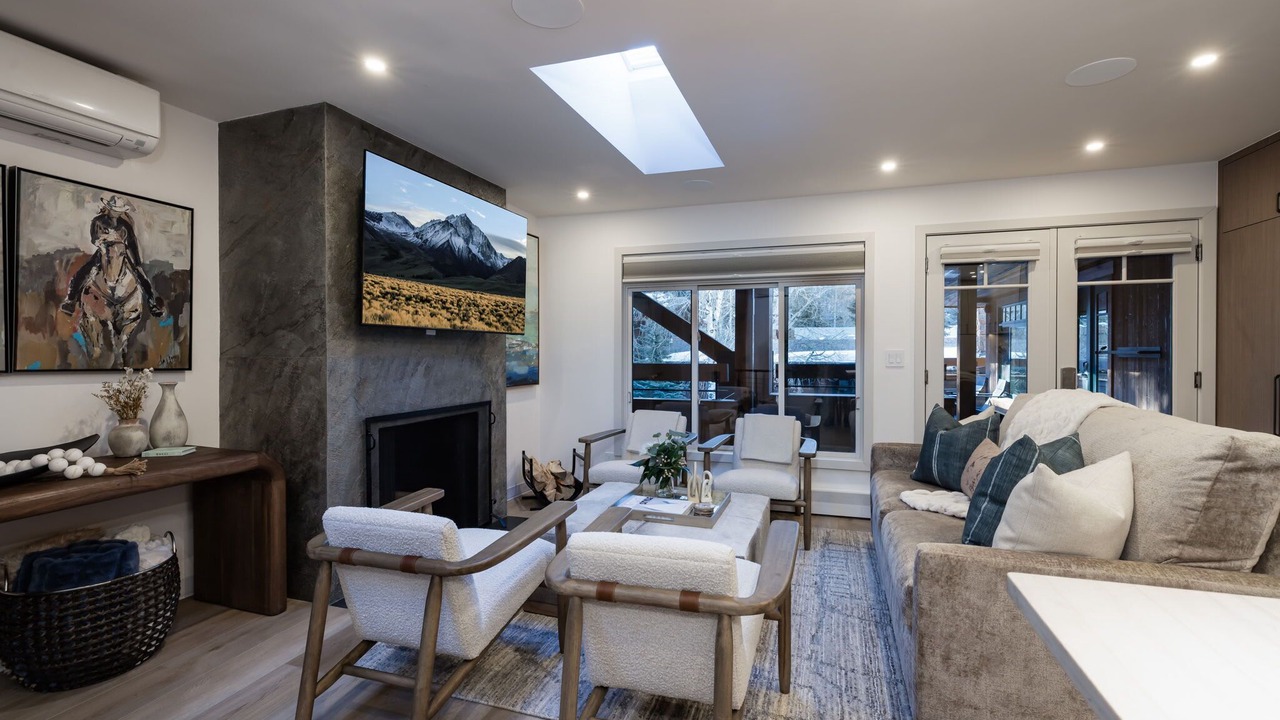 Photo of Livingroom in Aspen