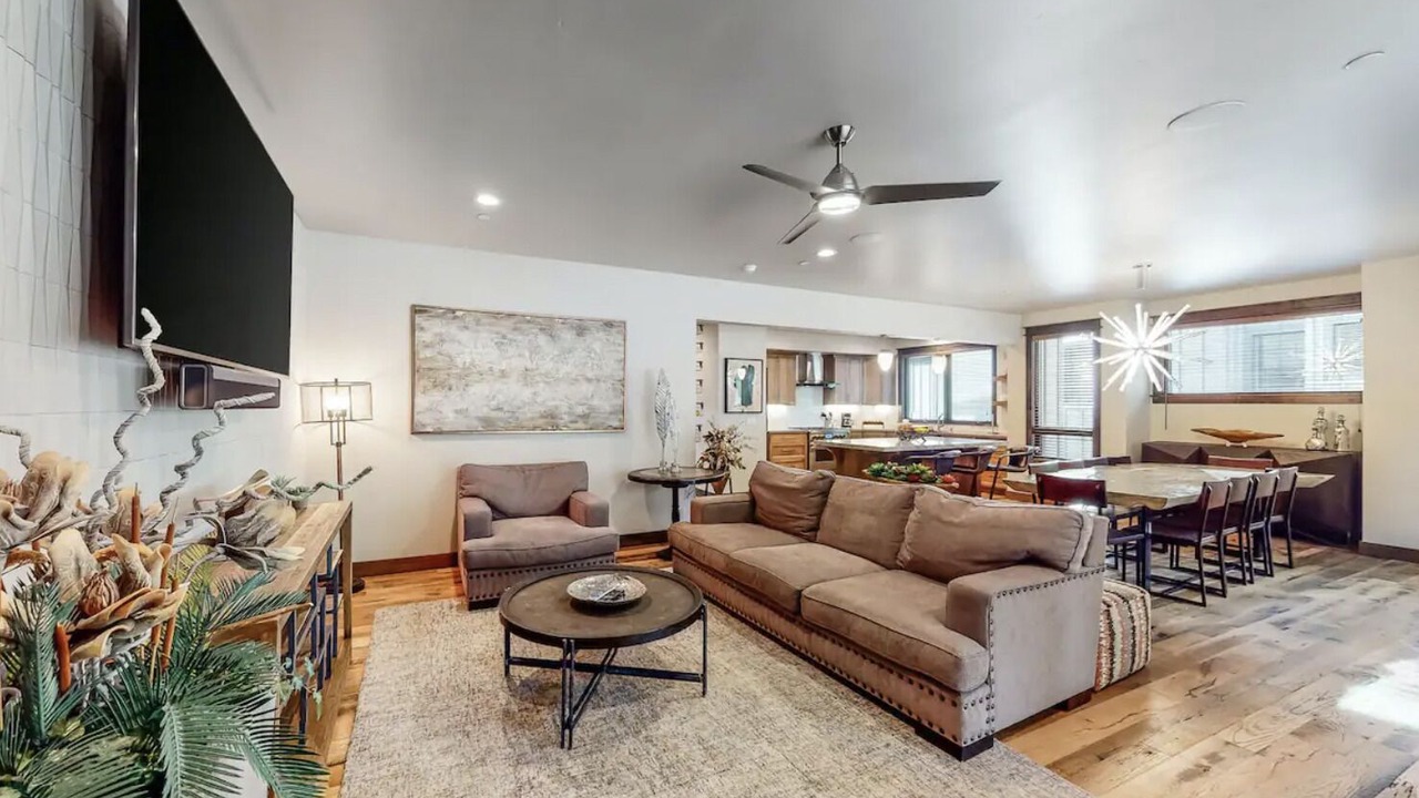 Photo of Livingroom in South Lake Tahoe