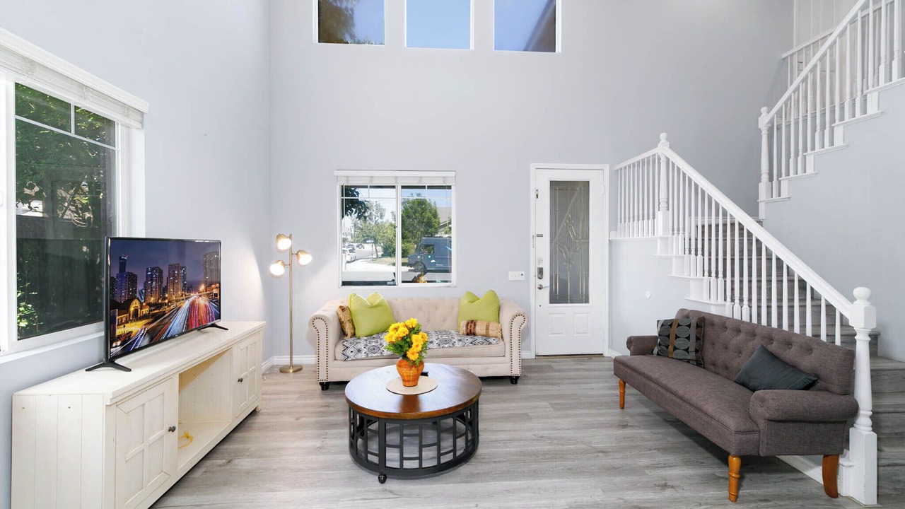Photo of Livingroom in Los Serranos