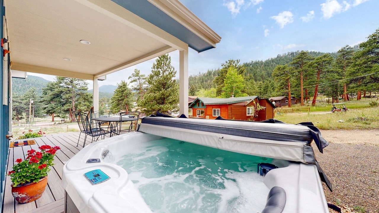 Photo of Patio Balcony in Estes Park