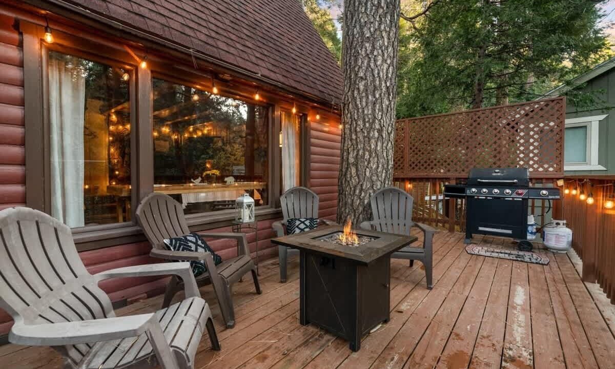 Photo of Patio Balcony in Crestline