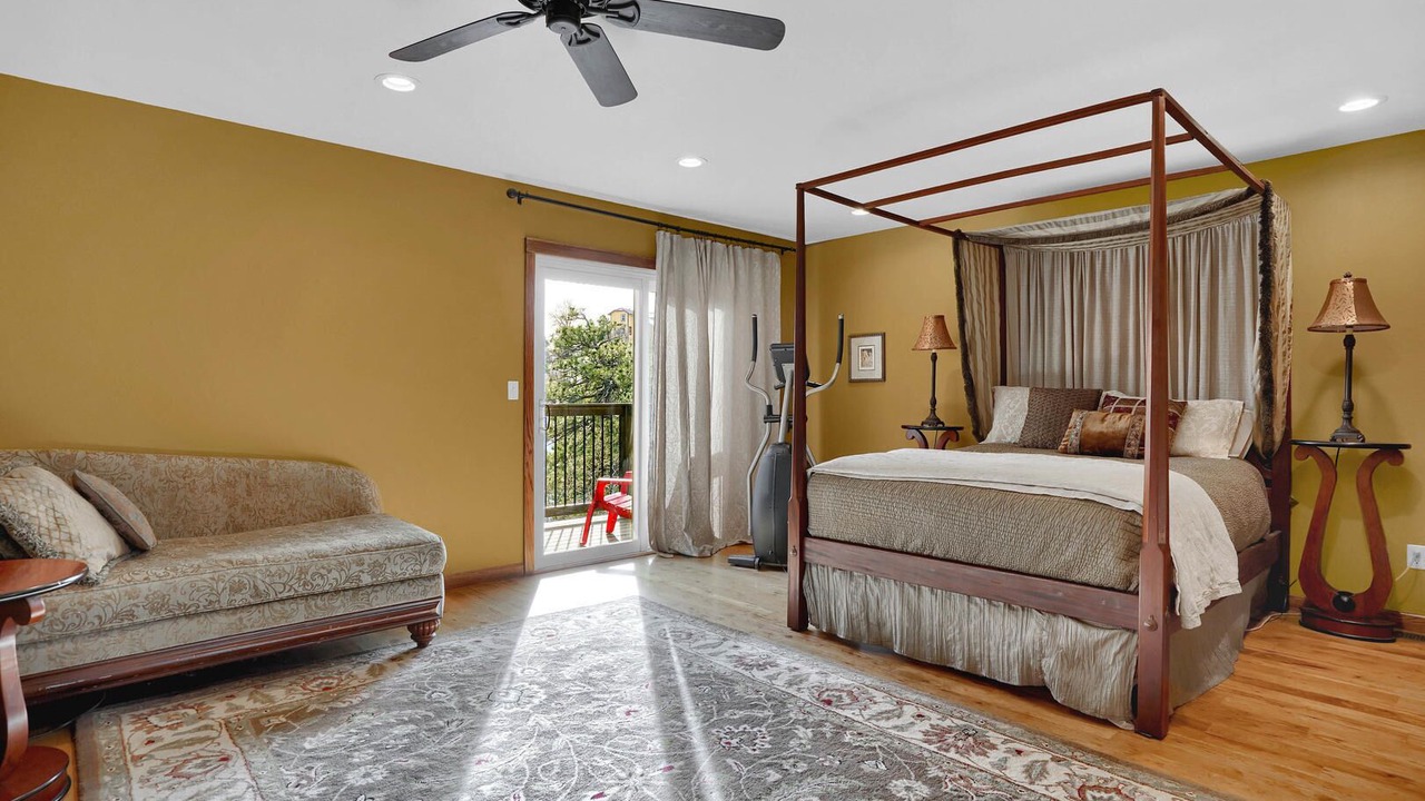 Photo of Bedroom in Northwest Colorado Springs
