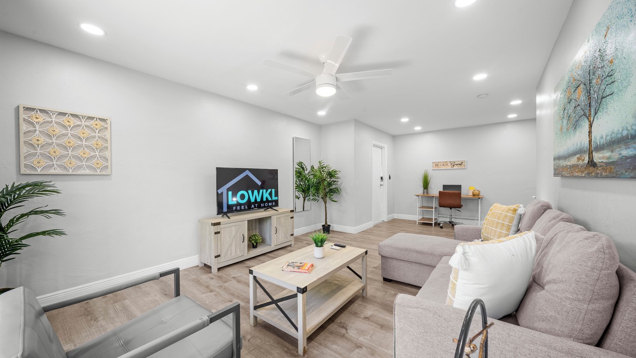Photo of Livingroom in East Fort Lauderdale