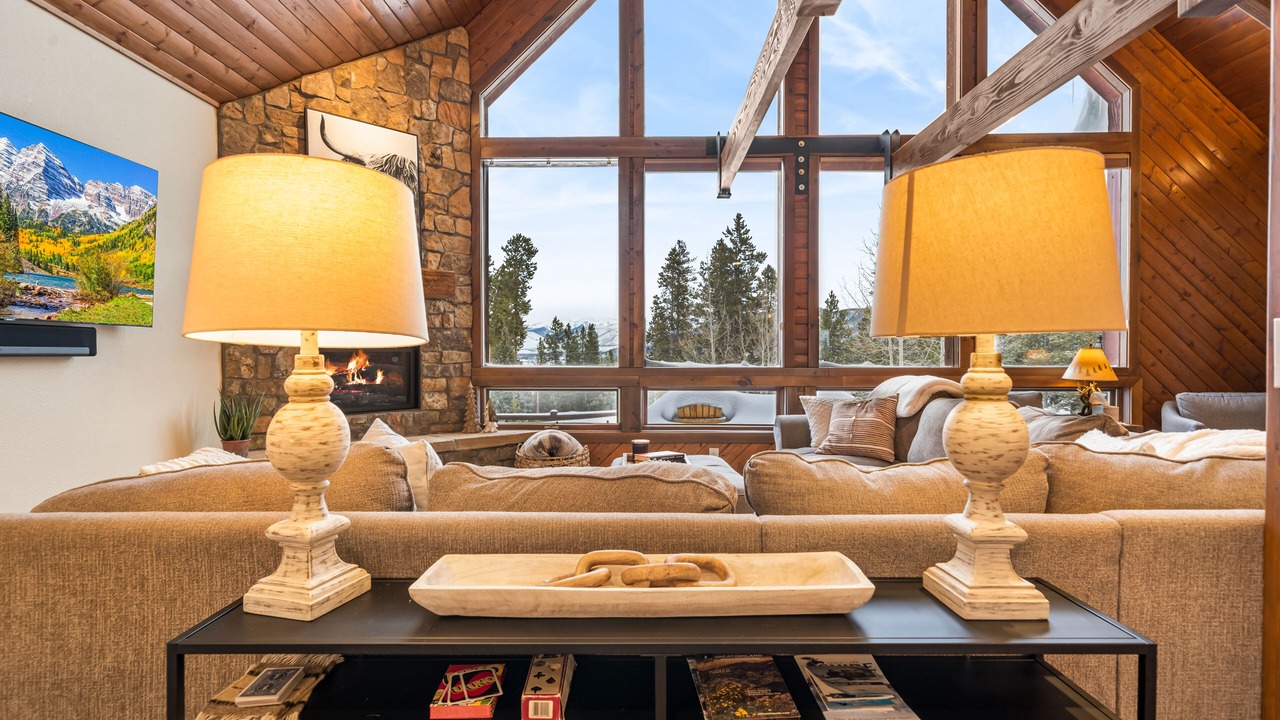 Photo of Livingroom in Grand Lake