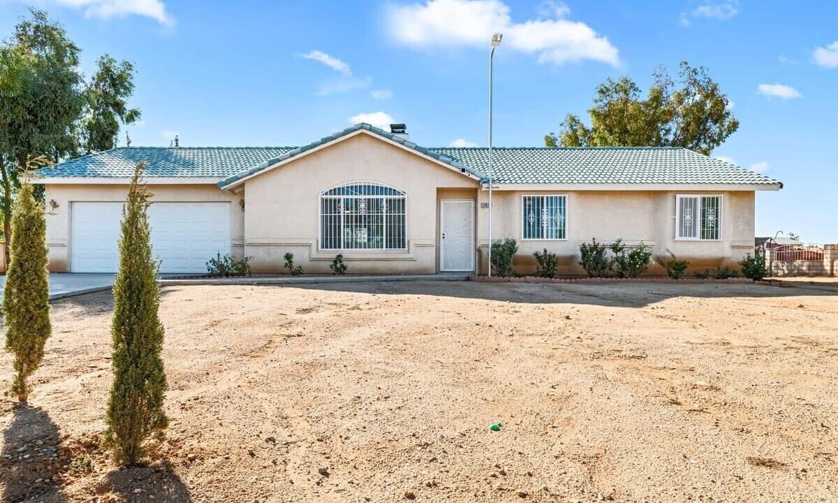 Photo of Outdoor in Hesperia