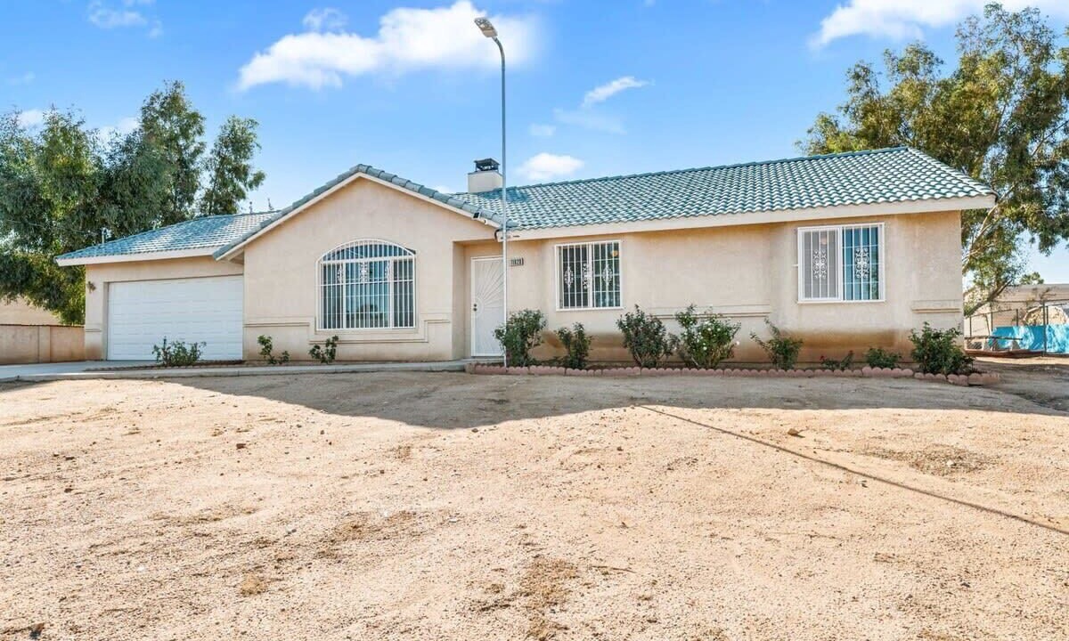 Photo of Outdoor in Hesperia
