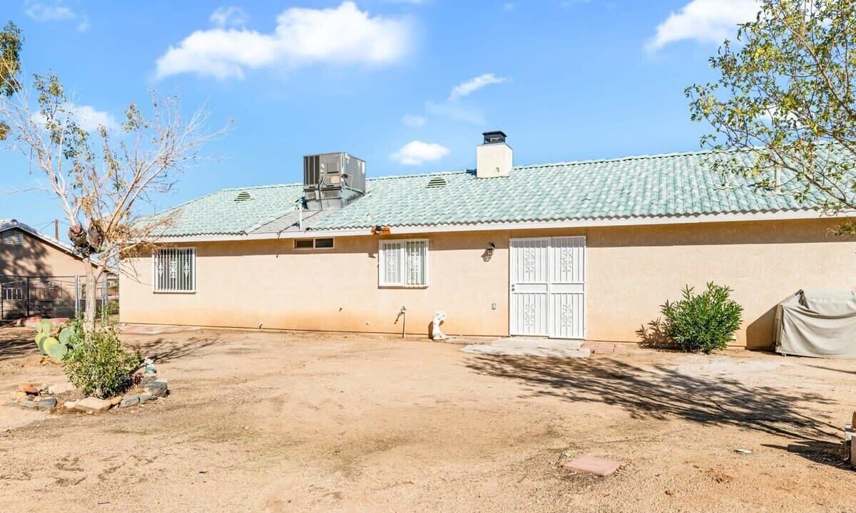 Photo of Outdoor in Hesperia