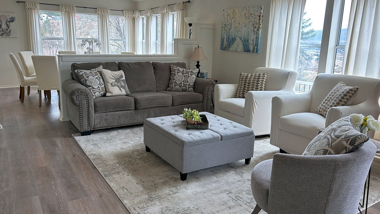 Photo of Livingroom in Glenwood Springs
