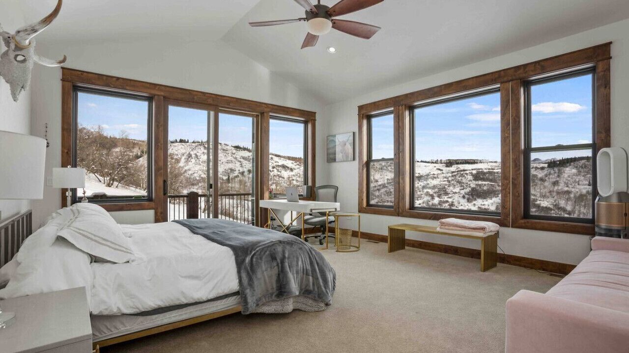 Photo of Bedroom in Clark