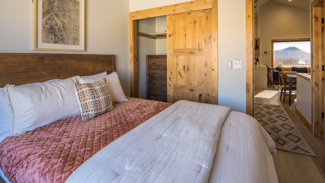 Photo of Bedroom in Crested Butte