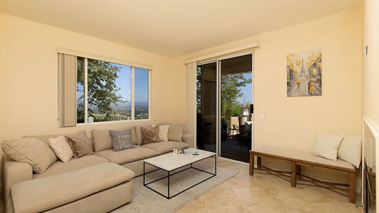 Photo of Livingroom in Aliso Viejo