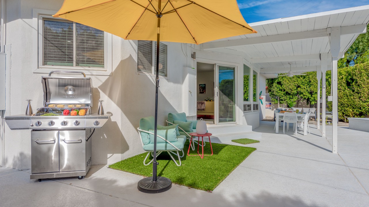 Photo of Outdoor in Little Tuscany