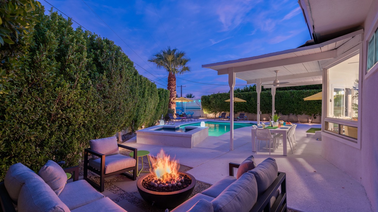 Photo of Outdoor in Little Tuscany