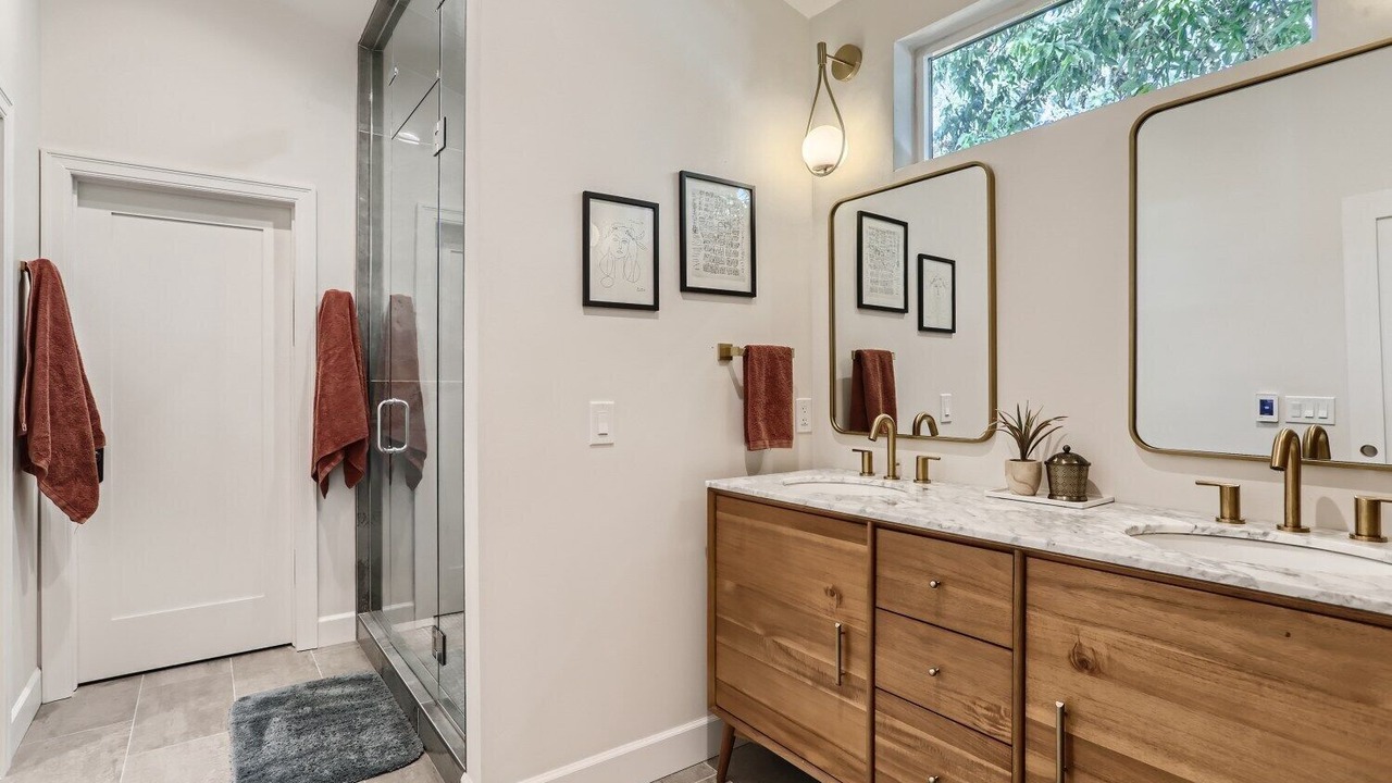 Photo of Bathroom in North Park Hill