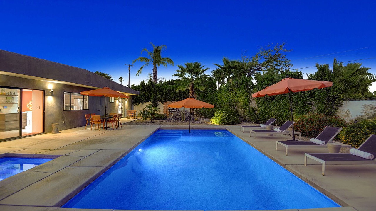 Photo of Outdoor in Little Tuscany