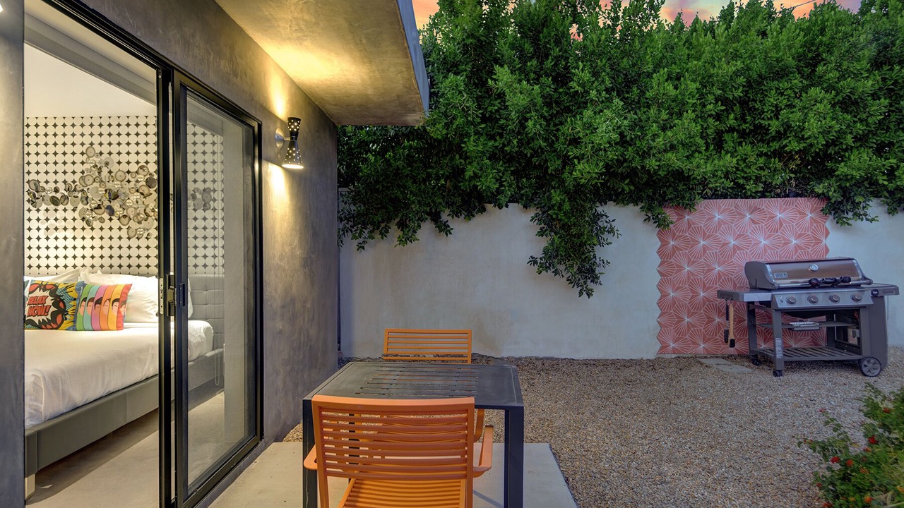 Photo of Outdoor in Little Tuscany