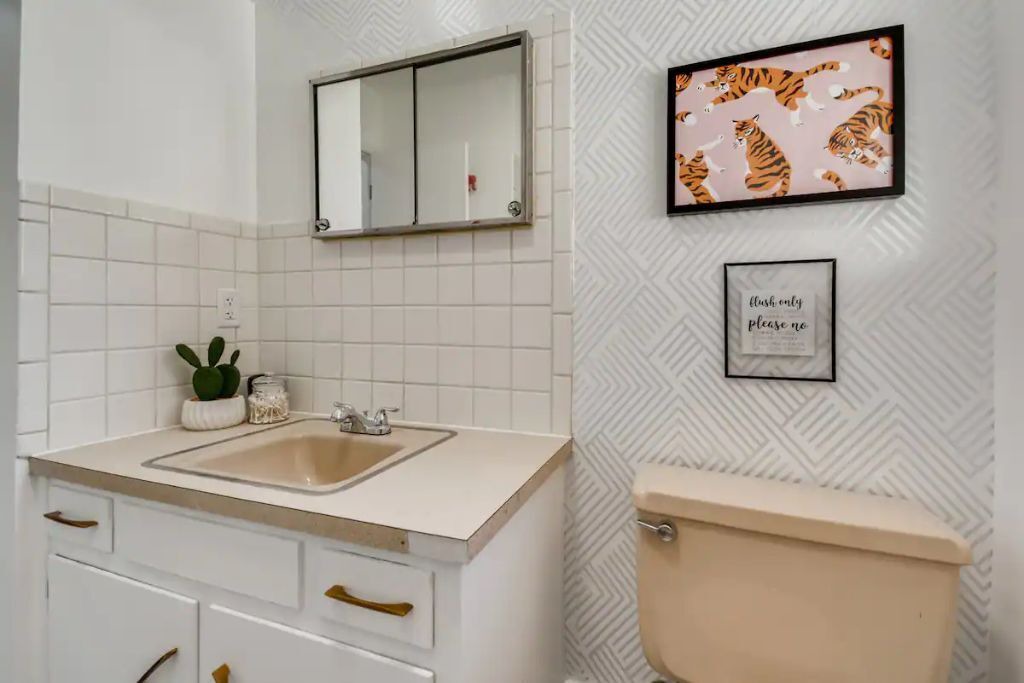 Photo of Bathroom in Barths