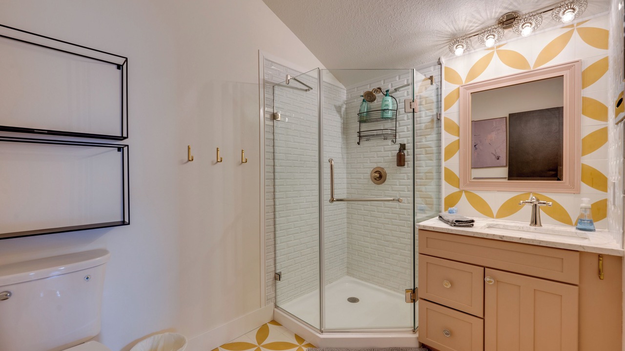 Photo of Bathroom in Silvercreek