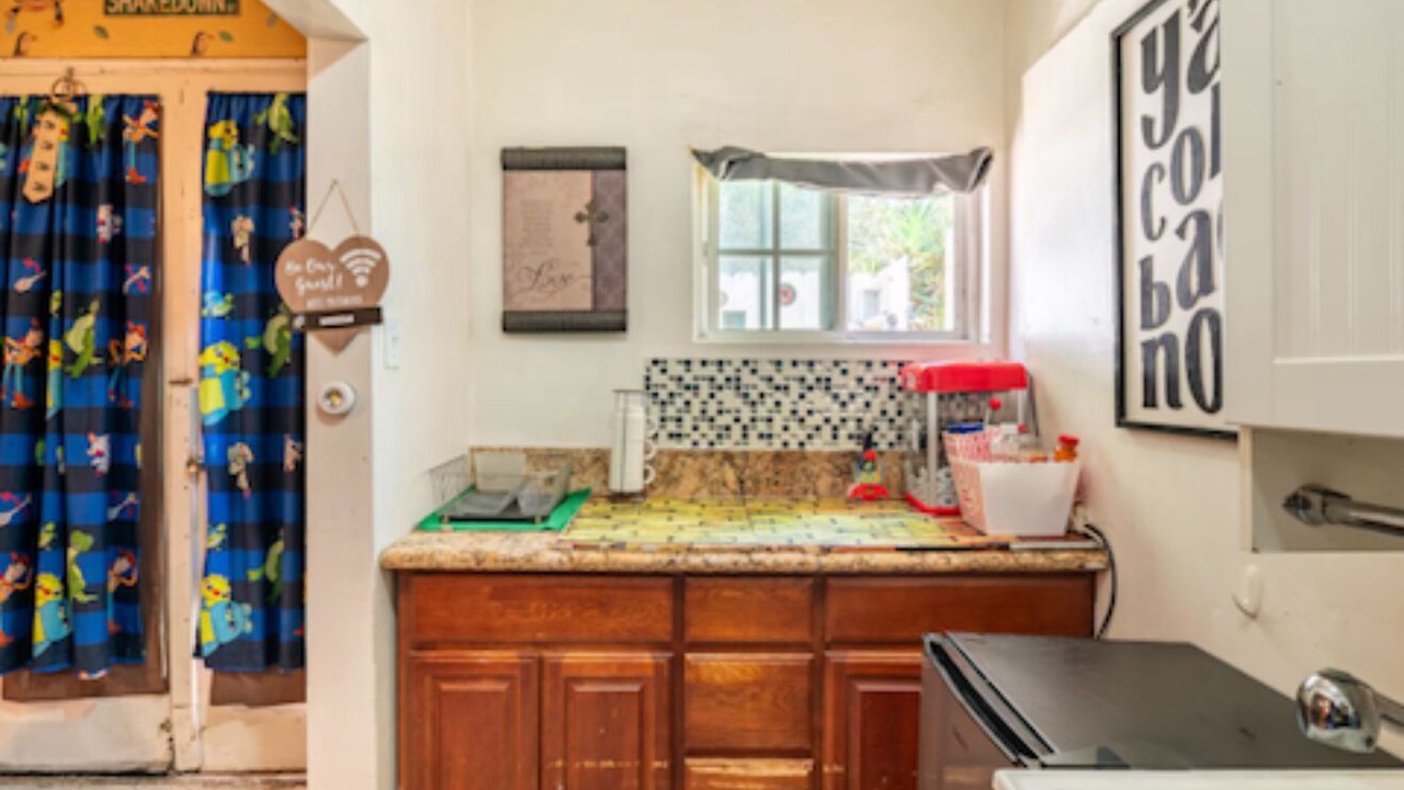 Photo of Kitchen in West Puente Valley