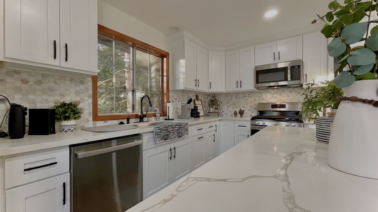 Photo of Kitchen in Crestline