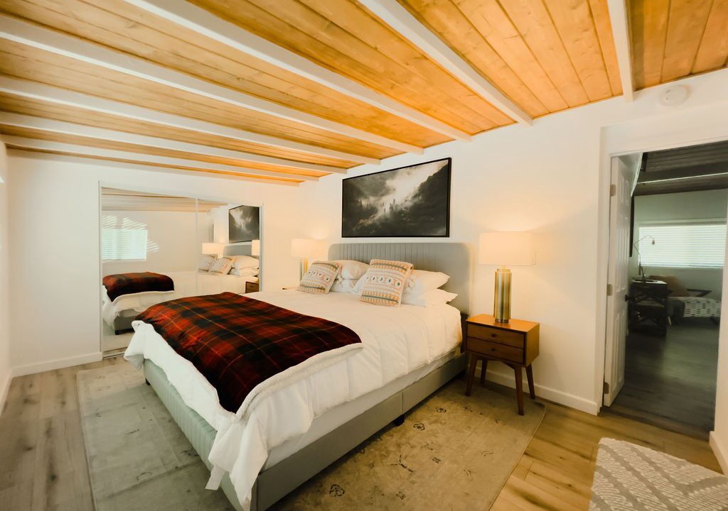 Photo of Bedroom in Crestline