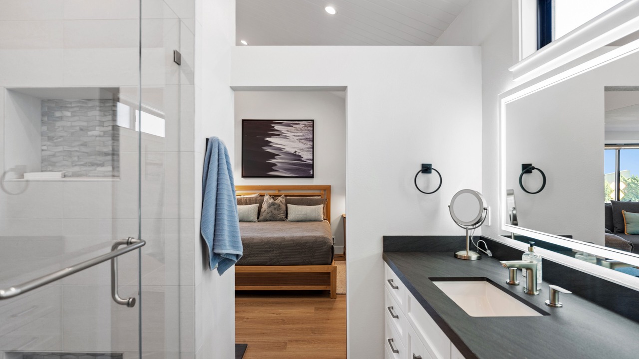 Photo of Bathroom in Hollywood Beach