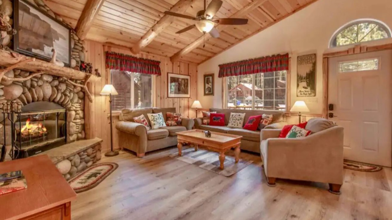 Photo of Livingroom in Moonridge