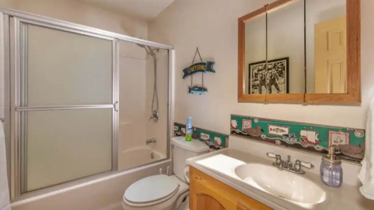 Photo of Bathroom in Moonridge
