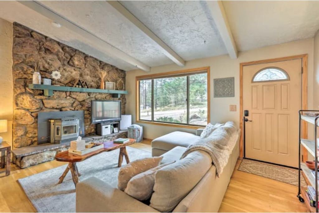 Photo of Livingroom in Kings Valley