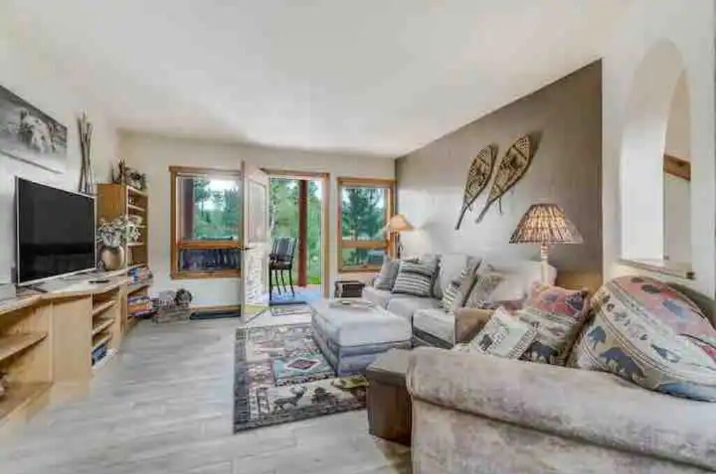 Photo of Livingroom in Florissant