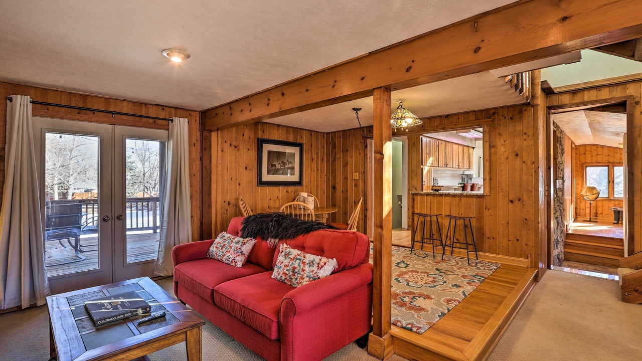 Photo of Livingroom in Morse Park