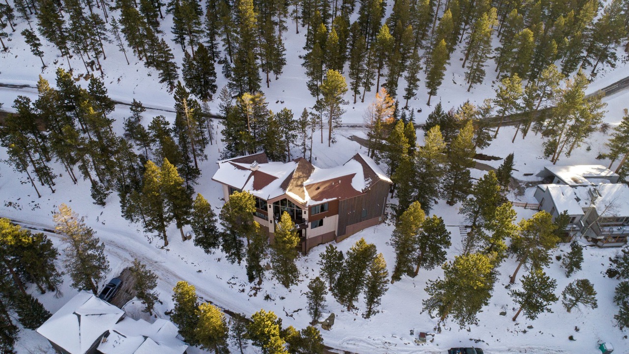Photo of Outdoor in Windcliff Estates