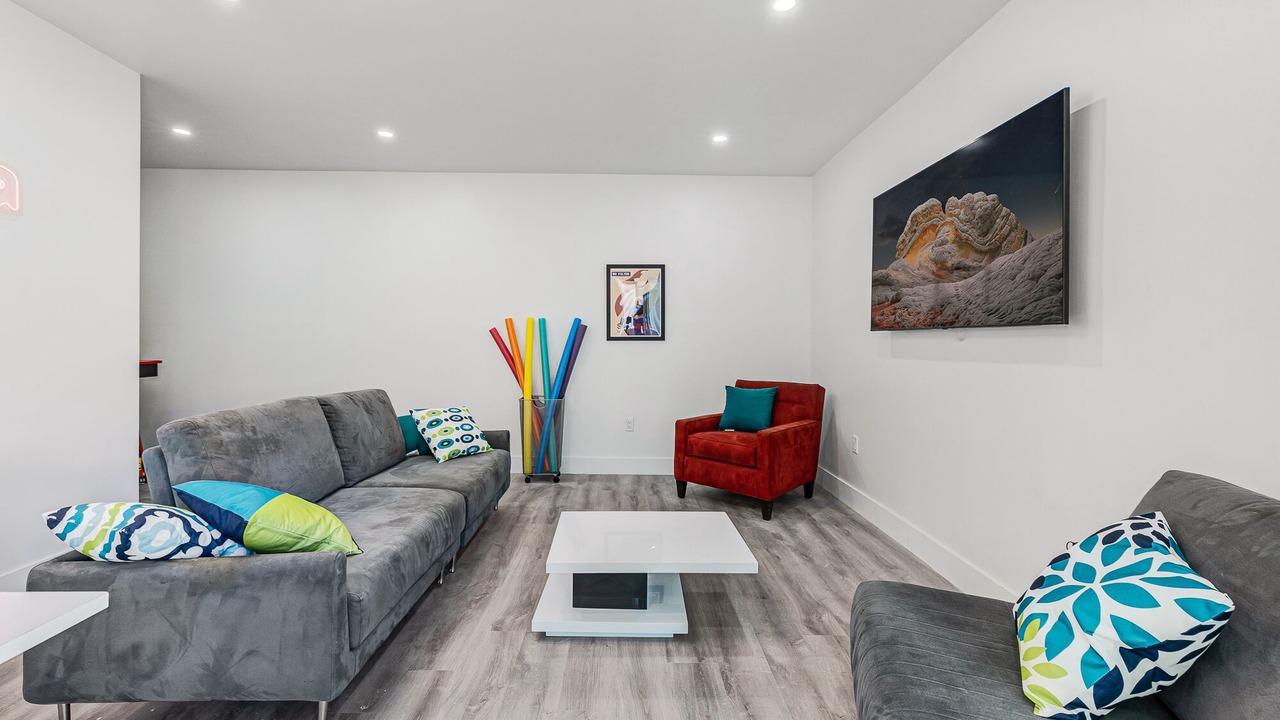 Photo of Livingroom in Downtown Hollywood