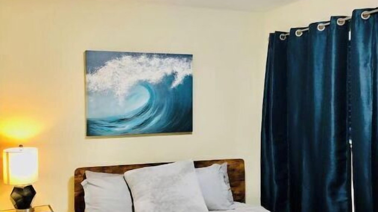 Photo of Bedroom in San Leandro