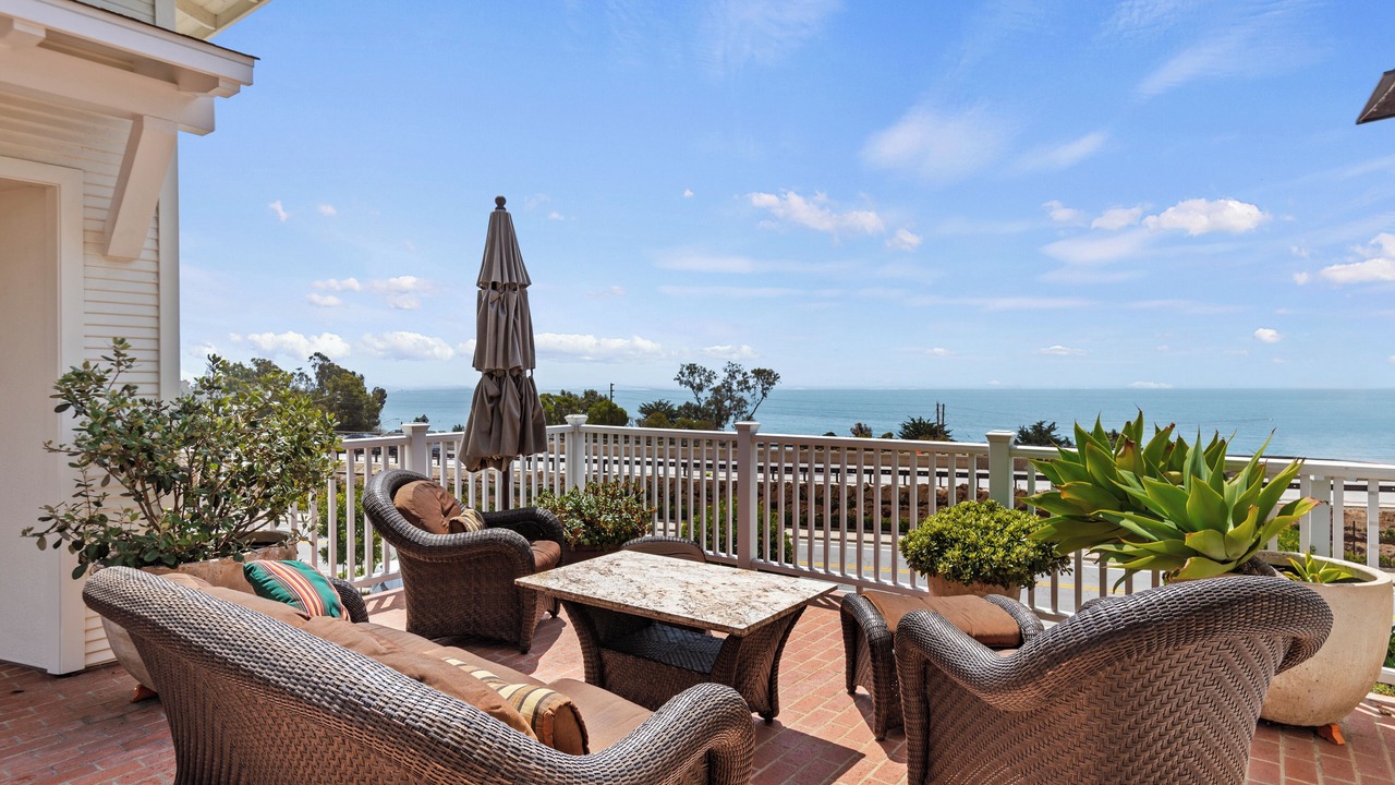 Photo of Patio Balcony in Summerland