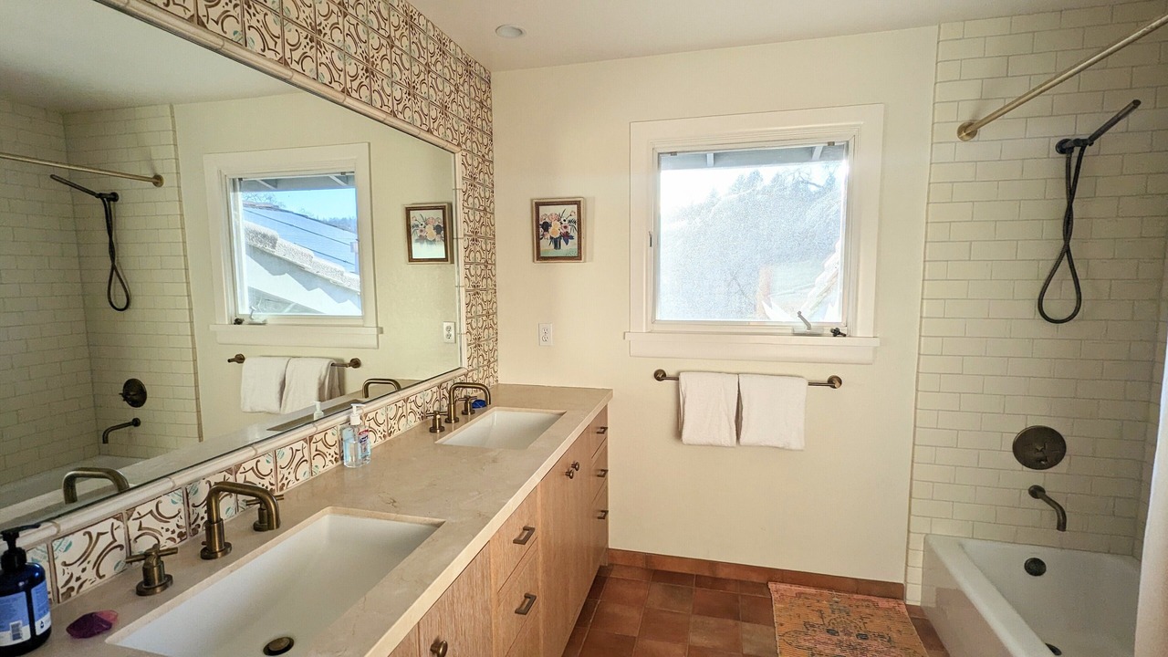 Photo of Bathroom in Kenwood