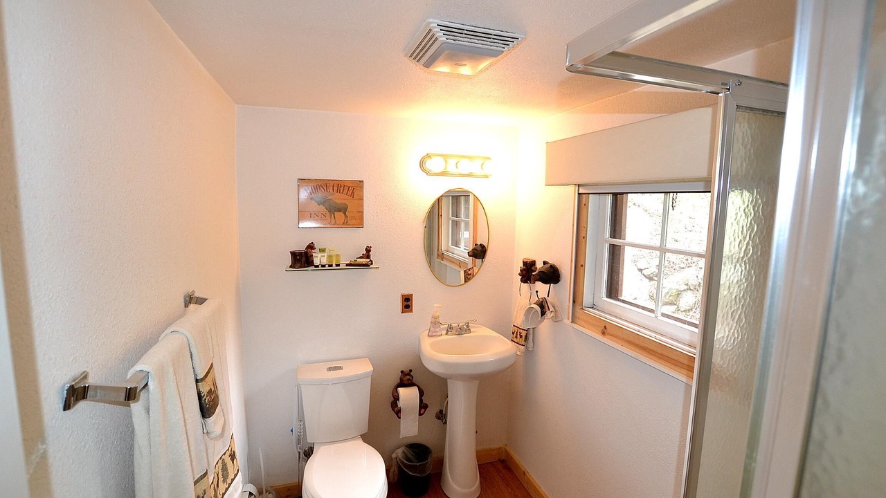 Photo of Bathroom in Drake